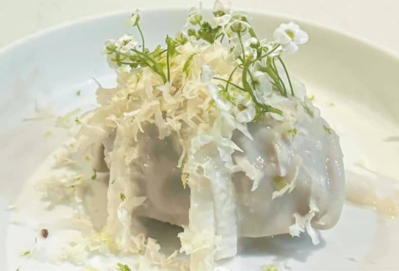 ローストした長芋のアイスと長芋のピクルス 山わさびと酢橘の香り